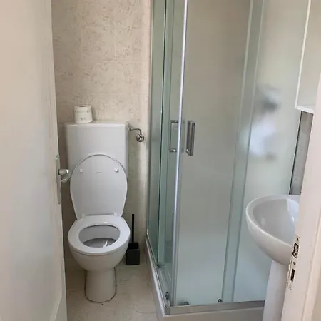 50 Passi Dal Mare דירה מונליה