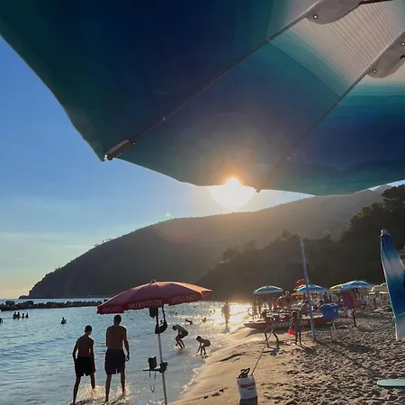 50 Passi Dal Mare * Moneglia